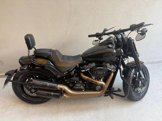 HARLEY-DAVIDSON SOFTAIL FAT BOB 114 